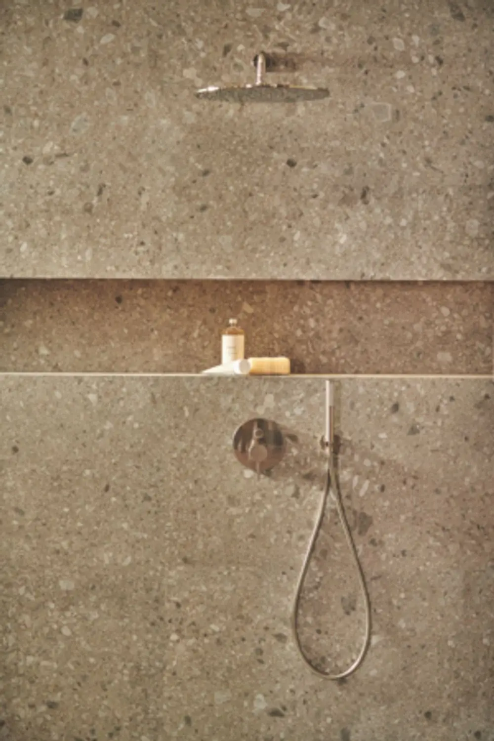 IS-Wandhalter-Idealrain-Atelier-f-HB-u-Brauseschlauch-G1-2-Silver-Storm-BC807GN gallery number 8
